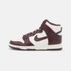 Nike Sportswear Dunk- Sneakers Hoog - Burgundy Crush/Sail -Mode Schoenen 09311629c0b0492d876fa99ce459d483