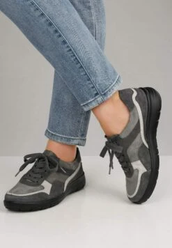 Sneakers Laag - Grau