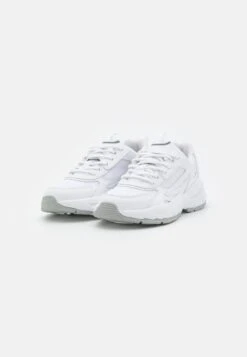 Fila Novarra - Sneakers Laag - White -Mode Schoenen 12cb81bbbbe44fb893131690915d8643