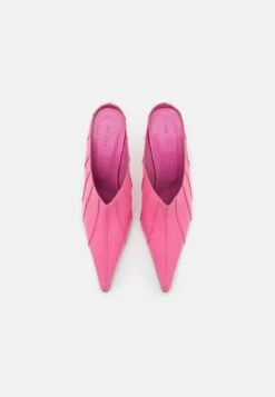 BY FAR Trish- Klassieke Pumps - Lipstick -Mode Schoenen 17436529cd2848409ce4bde6d4587ae7