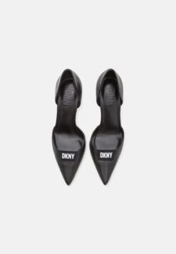 DKNY Carlene- Hoge Hakken - Black 13 DKNY Carlene- Hoge Hakken - Black -Mode Schoenen 1b5a4b005e454224a05519a7290b8b9d