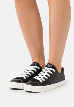 Clove - Sneakers Laag - Black