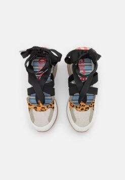 Gioseppo Escazu - Sneakers Laag - Blanco -Mode Schoenen 31cf0081775342e4b1448cbfb184c755