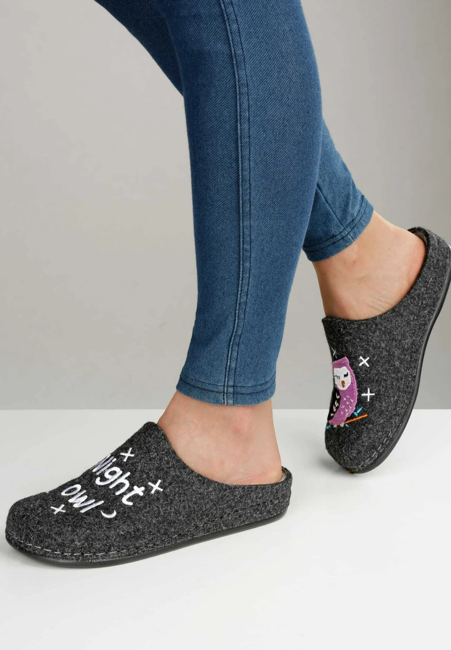 Pantoffels - Dunkelgrau 3 Pantoffels - Dunkelgrau