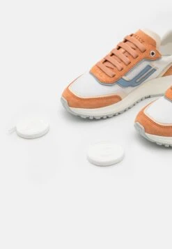 Bally Demmy - Sneakers Laag - Peachy/Bone/Whtite 13 Bally Demmy - Sneakers Laag - Peachy/Bone/Whtite -Mode Schoenen 446e2fa935d7402e87954017cf5aedb6