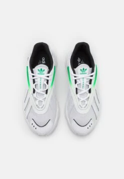 Adidas Originals Oztral Unisex - Sneakers Laag - Footwear White/Core White/Green -Mode Schoenen 4b40565982cd49c19dd2fb518380f486
