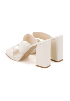 Muiltjes Met Hak - Beige -Mode Schoenen 4c73b852631a4098b79cfbe02f155a2f