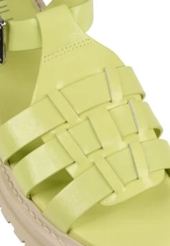 Bullboxer Sandalen Met Plateauzool - Lime -Mode Schoenen 52199b533b0f4747a8d5bed717b50c0d