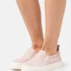 ESPRIT Instappers - Old Pink 2 ESPRIT Instappers - Old Pink -Mode Schoenen 534e64aa21b5402baf87b01464828dd5