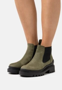 Tamaris Enkellaarsjes Met Plateauzool - Olive