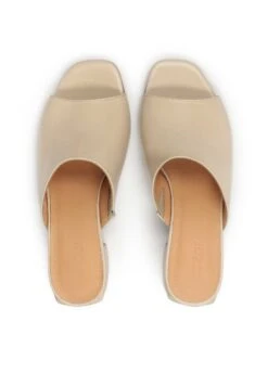 Kazar Marlene - Muiltjes Met Hak - Beige -Mode Schoenen 639305005f9a4a69bb34bcbd42359525