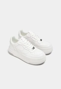 PULL & BEAR Mit Dicker - Sneakers Laag - White -Mode Schoenen 64e2ebad1f39416fb81d5baa11d08dc2