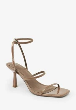 Next Forever Comfort Triple Strap Regular Wide Fit - Sandalen - Taupe Brown -Mode Schoenen 69beee4f2fb04c228a5e8189b3166c4b