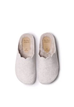 Toni Pons Laos - Pantoffels - Cru 9 Toni Pons Laos - Pantoffels - Cru -Mode Schoenen 6d7beb88d88541c3b3996553c4fb73ba