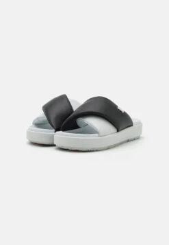 Jordan Sophia Slide - Muiltjes - Off White/Infrared/Black -Mode Schoenen 6eb999d49c0f467188f9ac9fc31bda11