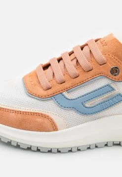 Bally Demmy - Sneakers Laag - Peachy/Bone/Whtite 15 Bally Demmy - Sneakers Laag - Peachy/Bone/Whtite -Mode Schoenen 7e465c7b172942e5b617a003cd446bbe