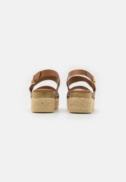 Anna Field Espadrilles - Cognac 11 Anna Field Espadrilles - Cognac -Mode Schoenen 88bd136690f042e38519bba854108766