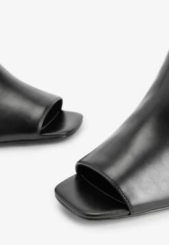 Next Forever Comfort Open Toe Kitten Heel Standard - Korte Laarzen - Black 9 Next Forever Comfort Open Toe Kitten Heel Standard - Korte Laarzen - Black -Mode Schoenen 8a385efe3024416fb11502ed396627e3