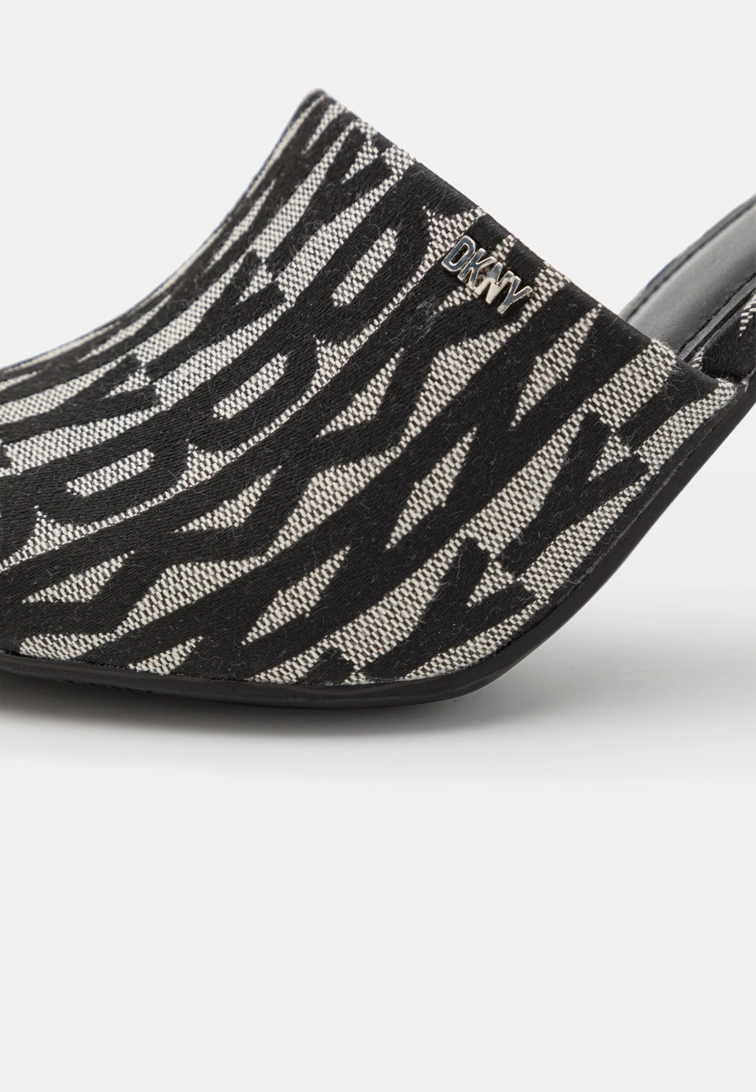 DKNY Bronx Mule - Muiltjes Met Hak - Black/Eggnog 9 DKNY Bronx Mule - Muiltjes Met Hak - Black/Eggnog - Afbeelding 7