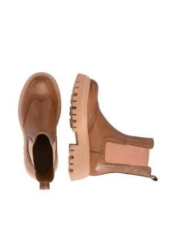 Linda - Enkellaarsjes Met Plateauzool - Lion 20 Linda - Enkellaarsjes Met Plateauzool - Lion -Mode Schoenen 9fc7f1a399194df5962a5ea9ecfda4fa