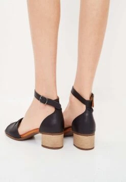 Cesare Gaspari - Sandalen Met Enkelbandjes - Black -Mode Schoenen aa366fc8301045cb919a5cbbdd1fbcbb