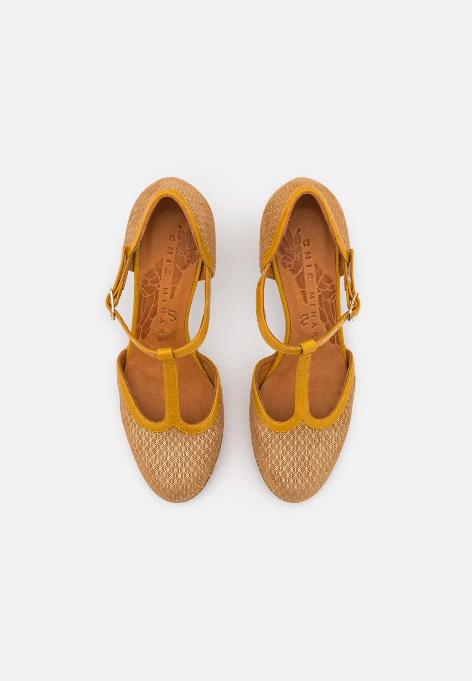 Chie Mihara Jumaia - Klassieke Pumps - Auidi Cuero/Ferrari Sun 7 Chie Mihara Jumaia - Klassieke Pumps - Auidi Cuero/Ferrari Sun - Afbeelding 5