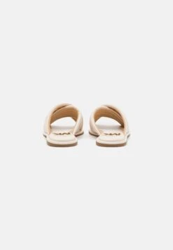 MICHAEL Michael Kors Portia Slide - Muiltjes - Light Cream 12 MICHAEL Michael Kors Portia Slide - Muiltjes - Light Cream -Mode Schoenen b732e6b09d52497698438237355591e4