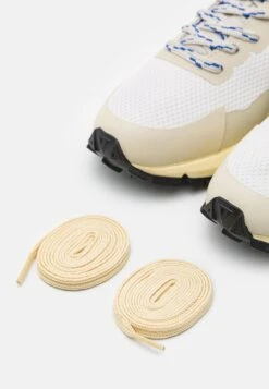 Veja Dekkan - Sneakers Laag - Gravel Nautico -Mode Schoenen ba5a5978b9d8484798382ecdf4c1a009