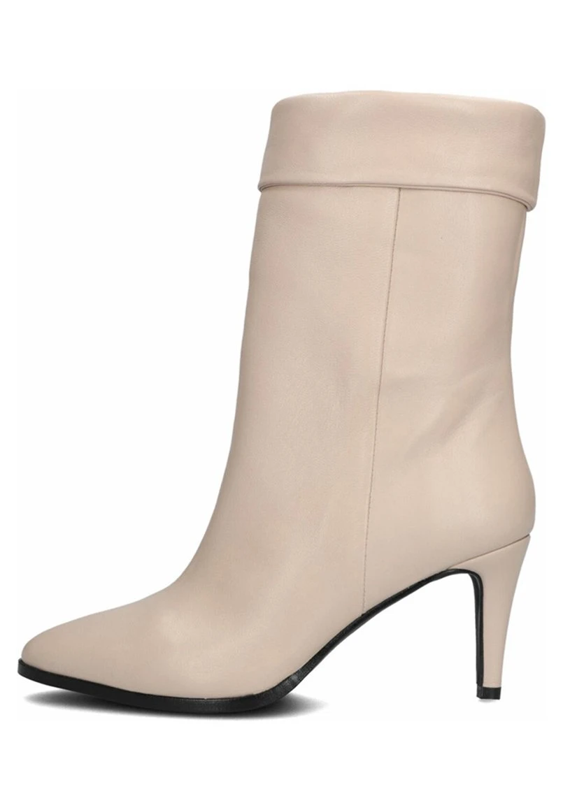 Korte Laarzen - Beige 3 Korte Laarzen - Beige