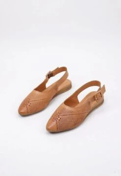 Skiros - Klassieke Pumps - Camel -Mode Schoenen bb6265c24de748aeb0117a45db23b0ae