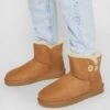 Ugg Mini Bailey Button - Korte Laarzen - Chestnut -Mode Schoenen beebdc28f3bf42f8bc700c2e05a48268