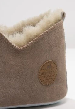 Shepherd Lina - Pantoffels - Stone -Mode Schoenen c124d1dfb42d477c907bf126e9580da8