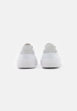 Woden Pernille- Sneakers Laag - Bright White -Mode Schoenen cc771a0f076d4c67bf67a5c483db6088