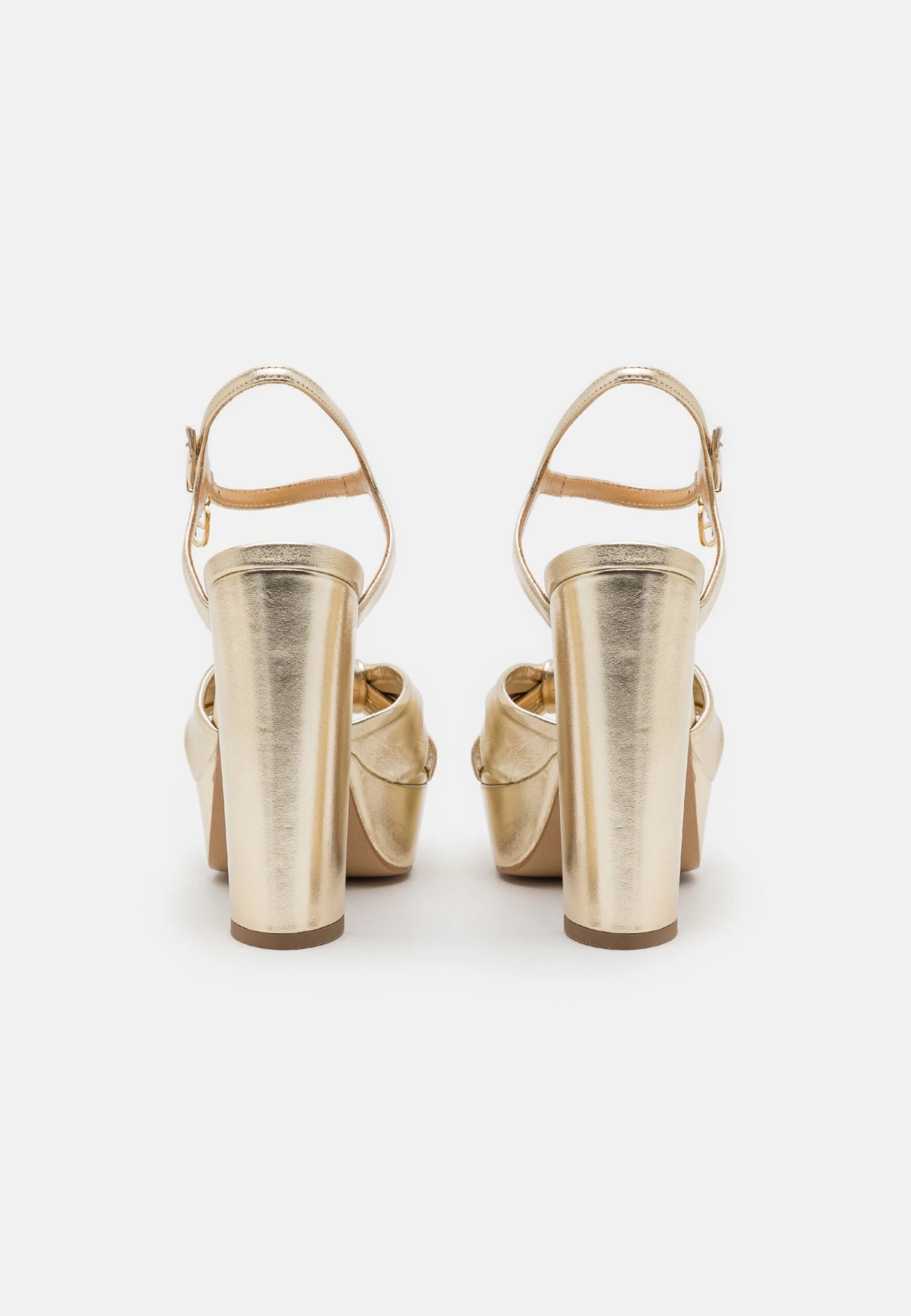 TWINSET Con Dettaglio Nodo Effetto Metallizzato - Sandalen Met Hoge Hak - Oro Laminato 6 TWINSET Con Dettaglio Nodo Effetto Metallizzato - Sandalen Met Hoge Hak - Oro Laminato - Afbeelding 4