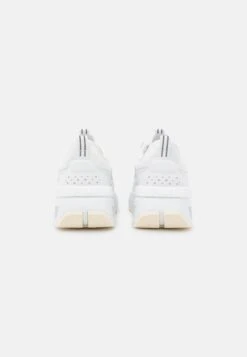 Fila Disruptor- Sneakers Laag - White 11 Fila Disruptor- Sneakers Laag - White -Mode Schoenen d52a3609b98b4ca68e330959f34d9f50