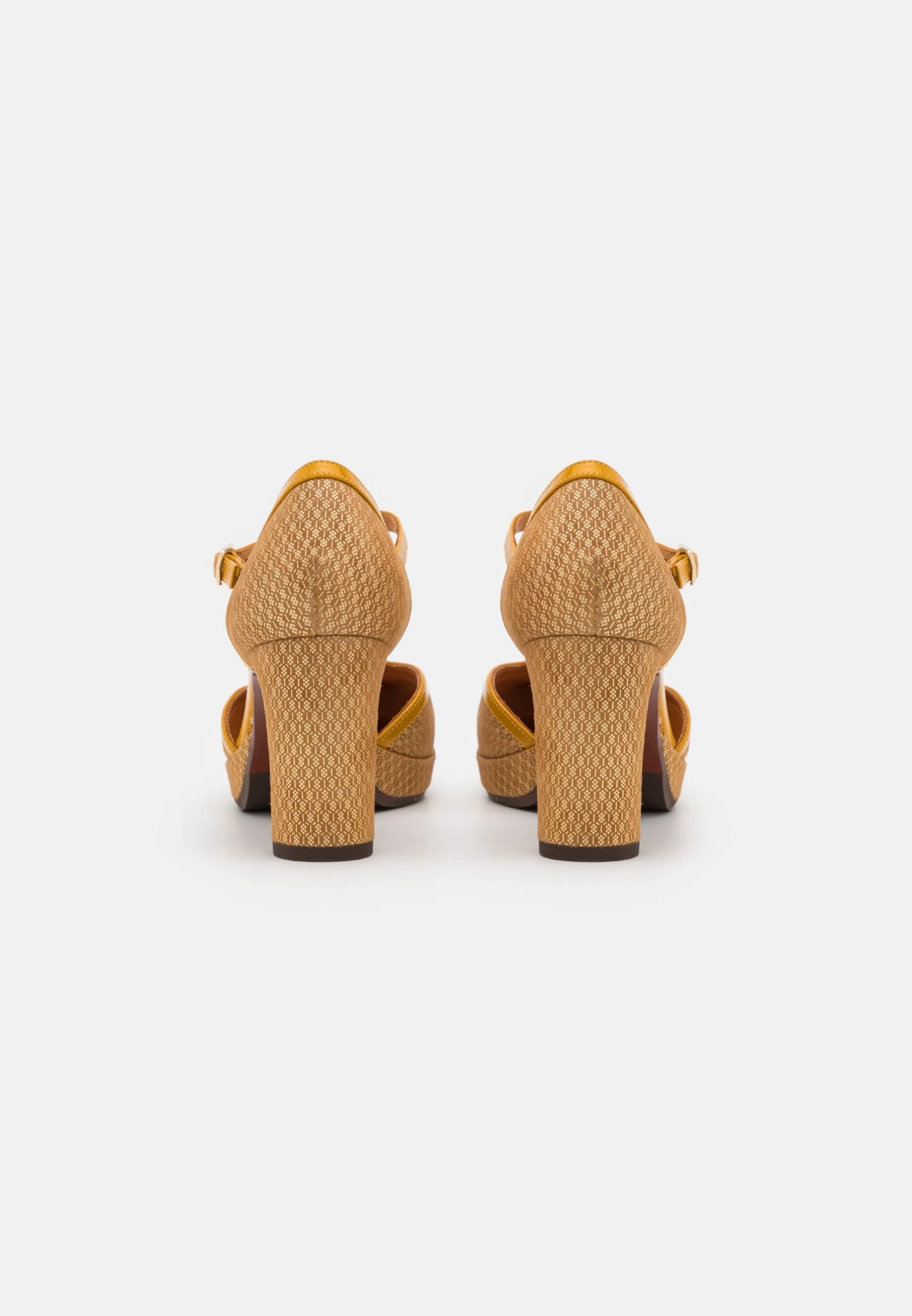 Chie Mihara Jumaia - Klassieke Pumps - Auidi Cuero/Ferrari Sun 6 Chie Mihara Jumaia - Klassieke Pumps - Auidi Cuero/Ferrari Sun - Afbeelding 4