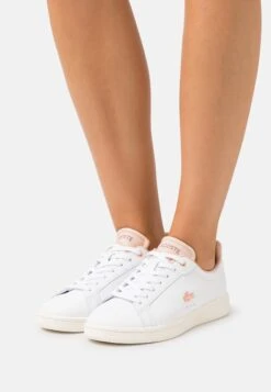 Lacoste Carnaby Pro - Sneakers Laag - White/Off White