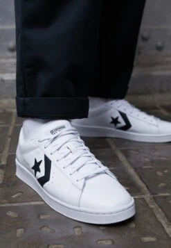 Converse Pro Leather - Sneakers Laag - White/Black -Mode Schoenen da06be2be097407d8a7637986fcbd30d
