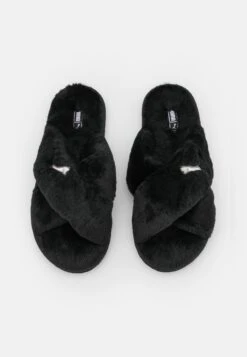 Puma Fluff X Strap - Pantoffels - Black/White -Mode Schoenen db972b85304f4974bdb83282713815ba