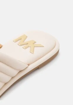 MICHAEL Michael Kors Portia Slide - Muiltjes - Light Cream 15 MICHAEL Michael Kors Portia Slide - Muiltjes - Light Cream -Mode Schoenen e0912341b1384fd192df136597a2508d