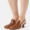 Sportmax Epica - Klassieke Pumps - Dark Brown 2 Sportmax Epica - Klassieke Pumps - Dark Brown -Mode Schoenen e5c120ff105a493ca959e6f7e6c44b76