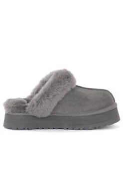 Ugg Disquette - Pantoffels - Grigio 11 Ugg Disquette - Pantoffels - Grigio -Mode Schoenen e7dda29139084c4a99153f76bf421f03