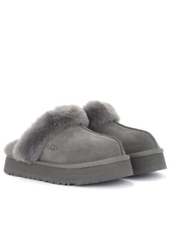 Ugg Disquette - Pantoffels - Grigio 9 Ugg Disquette - Pantoffels - Grigio -Mode Schoenen f1d3a09077974415a091a4dd5bba83fb