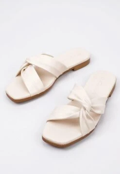 Vesper - Muiltjes - Beige -Mode Schoenen f1fda4f7b3e4448eb57daf16d1a6c368