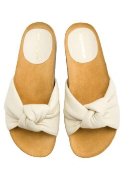 Muiltjes - Kremowy -Mode Schoenen f54a6d6f8733409e8008f81e7695aeaf